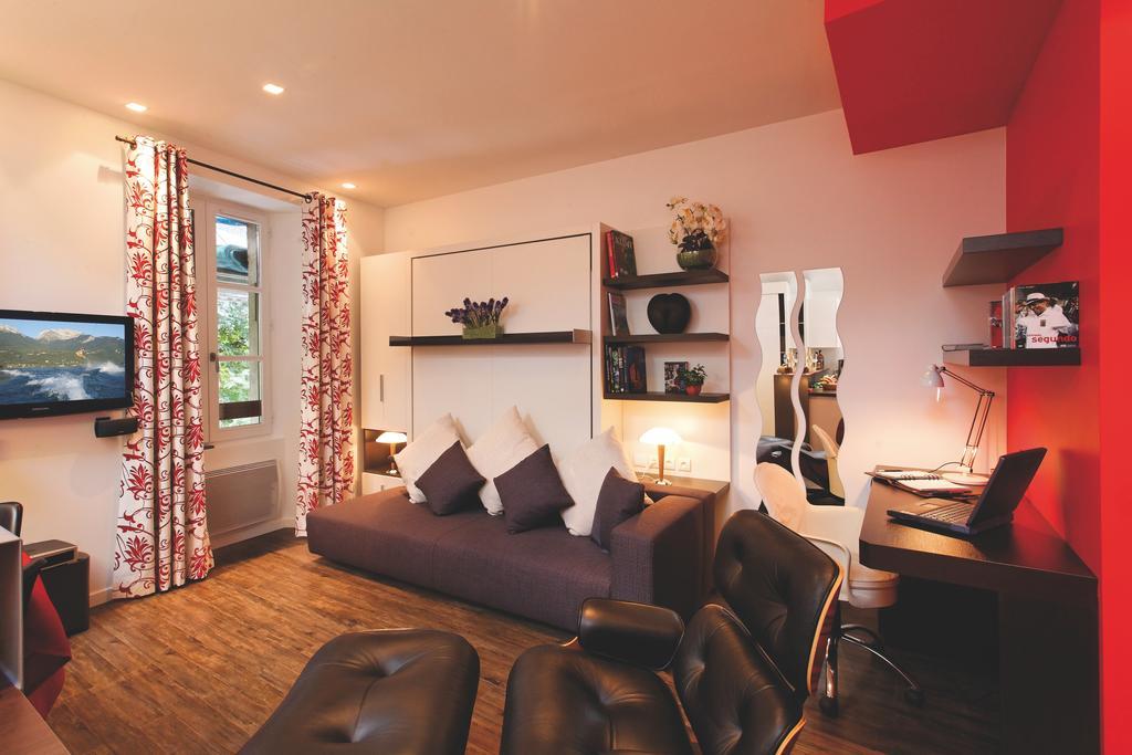 Studio La Savoyarde - Vision Luxe เมนตง-ซองต์-แบร์นา ห้อง รูปภาพ